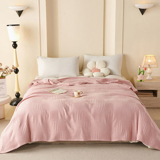 Einfarbige, dezent strukturierte Baumwolldecke - image 0