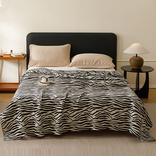 Moderne Zebra-Streifen-Steppdecke aus reiner Baumwolle - Schwarz - 200cm x 230cm - image 0