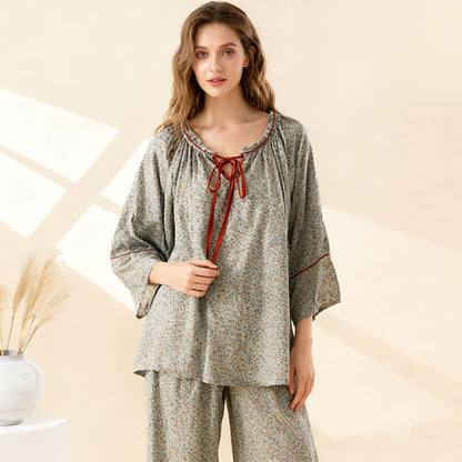 Grünes, geblümtes Loungewear-Set aus Baumwolle mit Rüschen - image 2