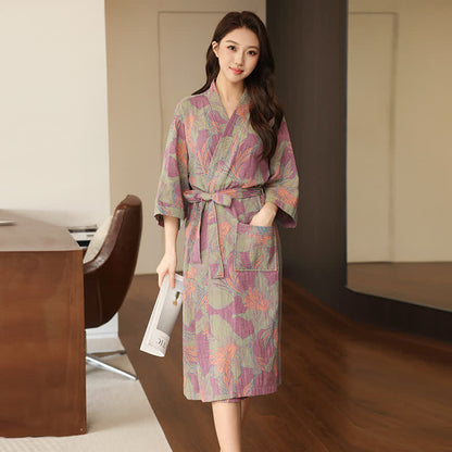Kimono-Bademantel aus Baumwoll-Doppelgaze mit Blumenmuster - Lila - XL - image 4