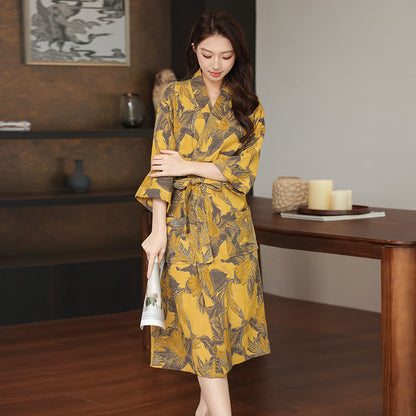 Kimono-Bademantel aus Baumwoll-Doppelgaze mit Blumenmuster - image 1