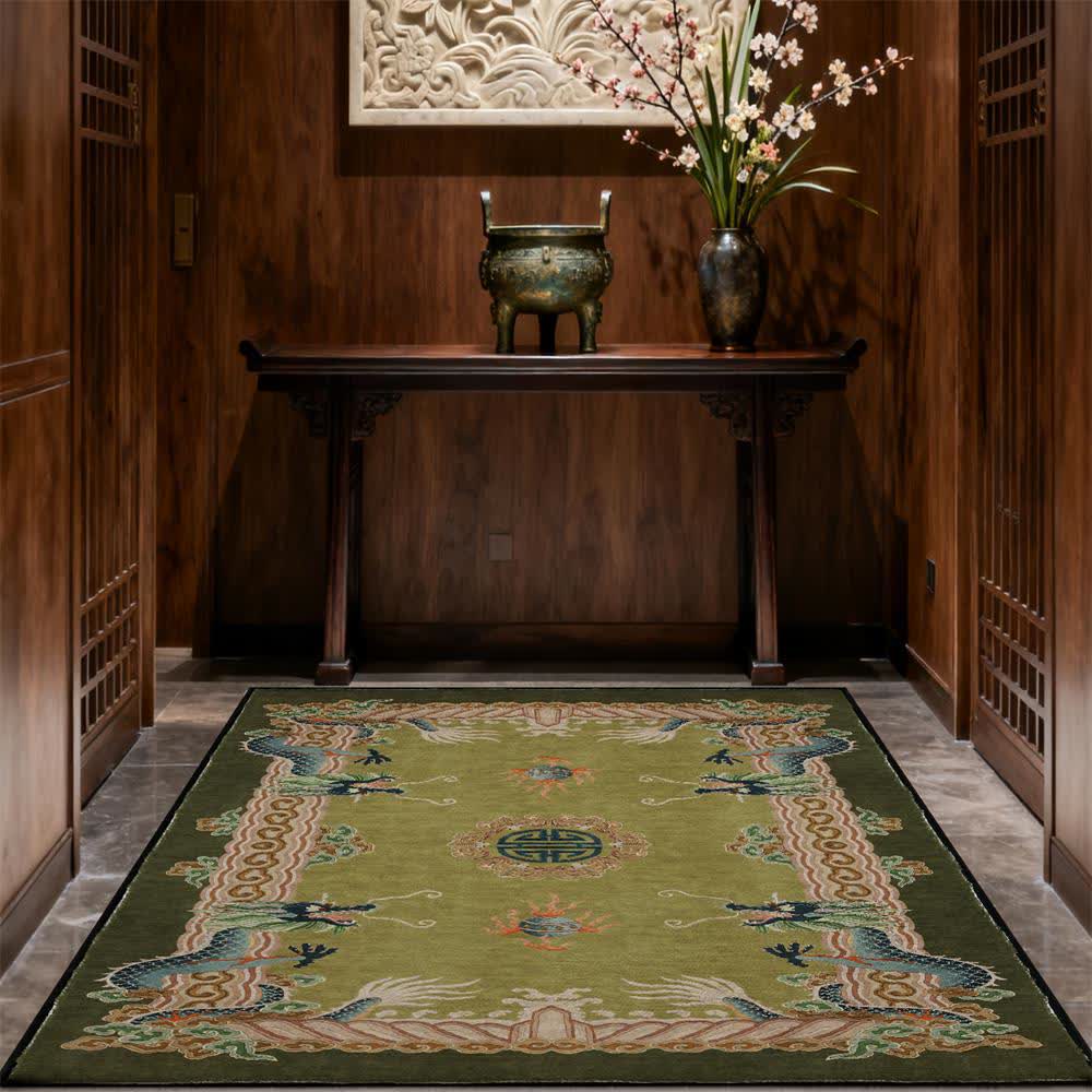 Klassischer Teppich im chinesischen Stil mit Drachenmotiv - image 1