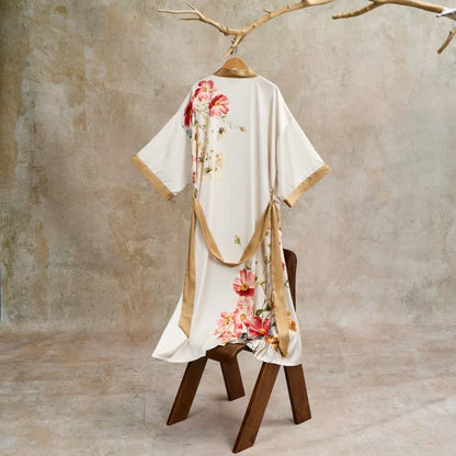 Orientalischer, luxuriöser Bademantel im Kimono-Stil mit Blumenmuster - image 3