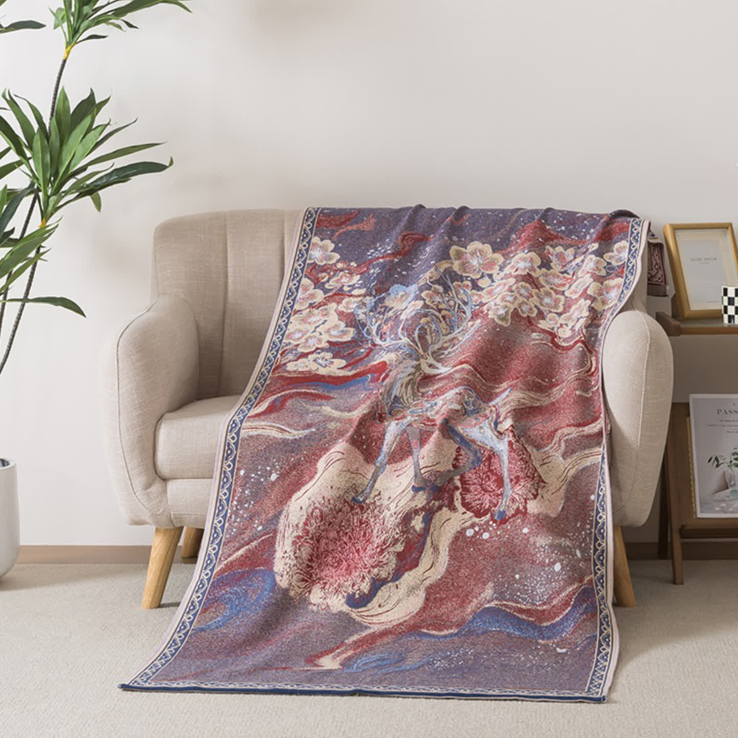 Traumhaftes Badetuch aus Baumwollgaze mit Hirsch- und Blumenmuster - 90cm x 180cm - image 0
