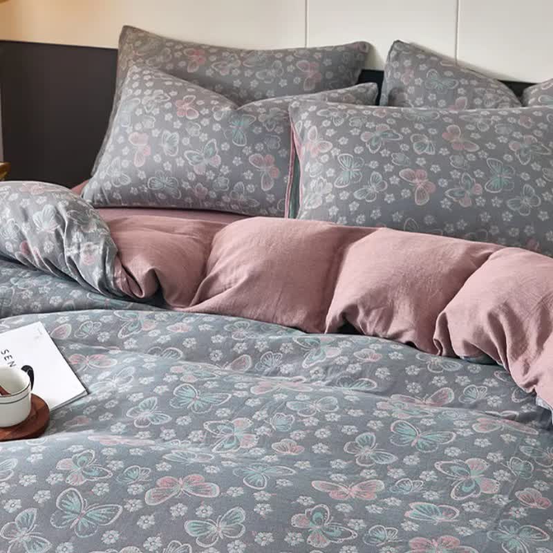 Bettwäsche aus Baumwolldoppelgaze mit Schmetterlings- und Blumenmuster - image 3