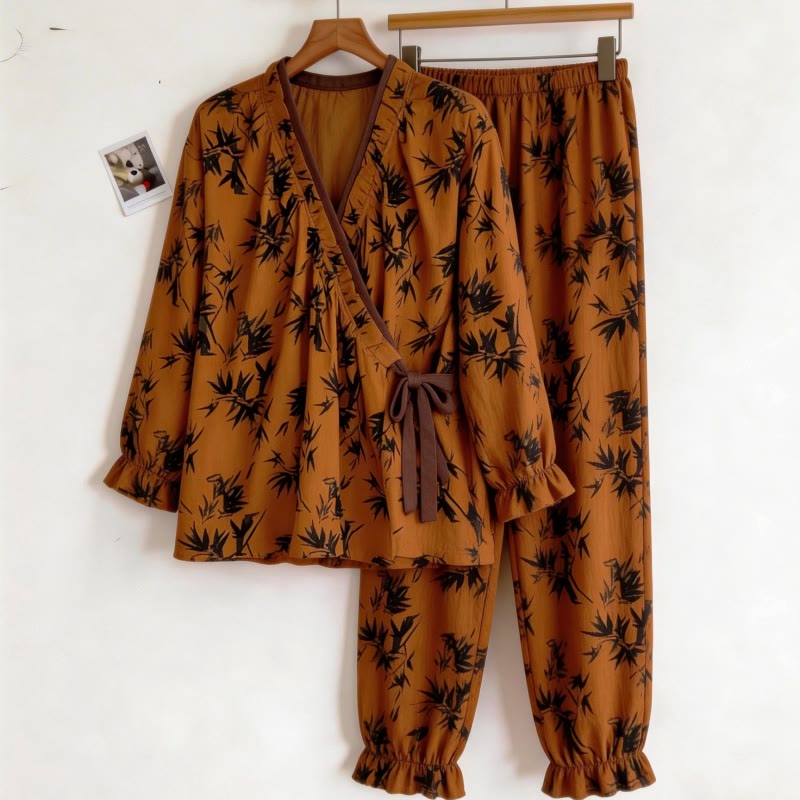 Pyjama-Set mit Rüschenkragen und Blättermuster - image 8