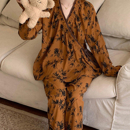 Pyjama-Set mit Rüschenkragen und Blättermuster - image 1