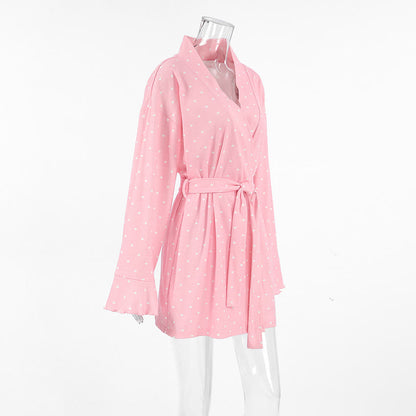 Pyjama-Bademantel mit Herzchenmuster und Rüschen - image 7
