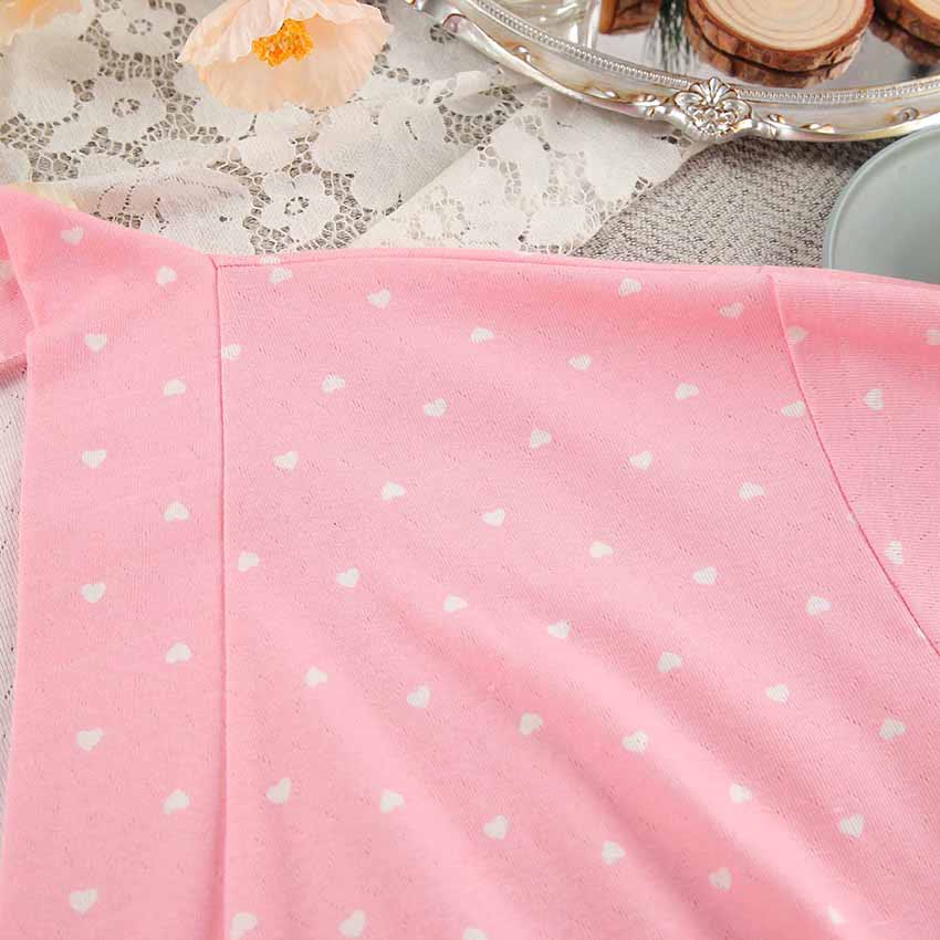 Pyjama-Bademantel mit Herzchenmuster und Rüschen - image 9