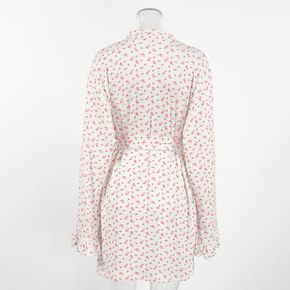Pyjama-Bademantel aus Strick mit Blumenmuster und Rüschen - image 7