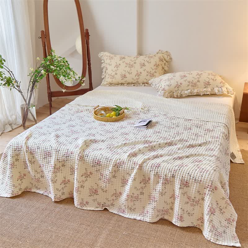 Steppdecke aus Baumwollgaze mit floralem Waffelmuster - image 2