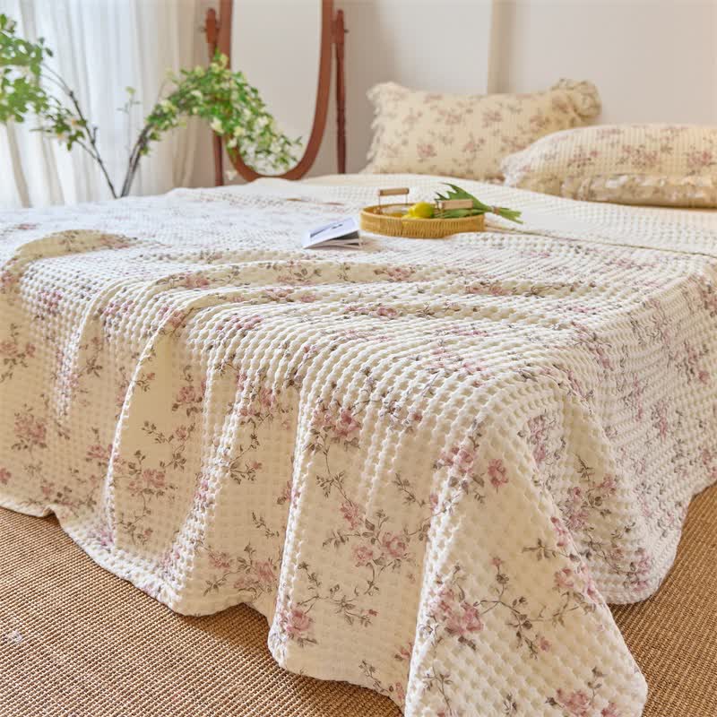 Steppdecke aus Baumwollgaze mit floralem Waffelmuster - image 3