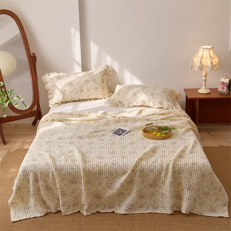 Tagesdecke aus Baumwollgaze mit floralem Waffelmuster - image 4
