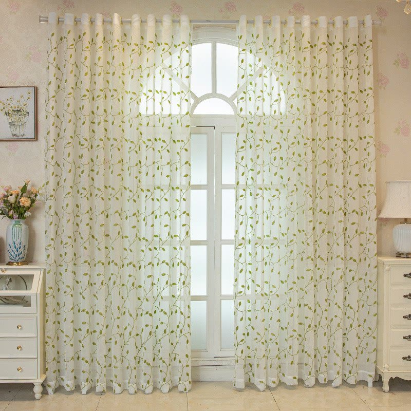 Transparenter Vorhang im Landhausstil mit grünem Blattmuster - image 1