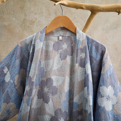 Kimono-Bademantel aus Baumwollgaze mit Kirschblütenmuster - image 2