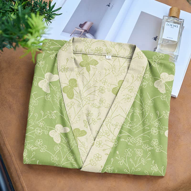 Kimono-Bademantel aus doppellagigem Baumwollgewebe mit grünem Schmetterlingsmuster - image 3