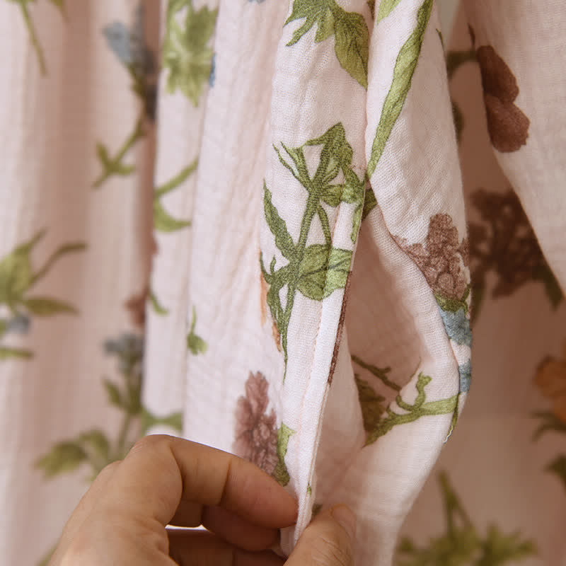 Morgenmantel aus Baumwollgaze mit Blumenmuster und Rüschenkragen - image 9