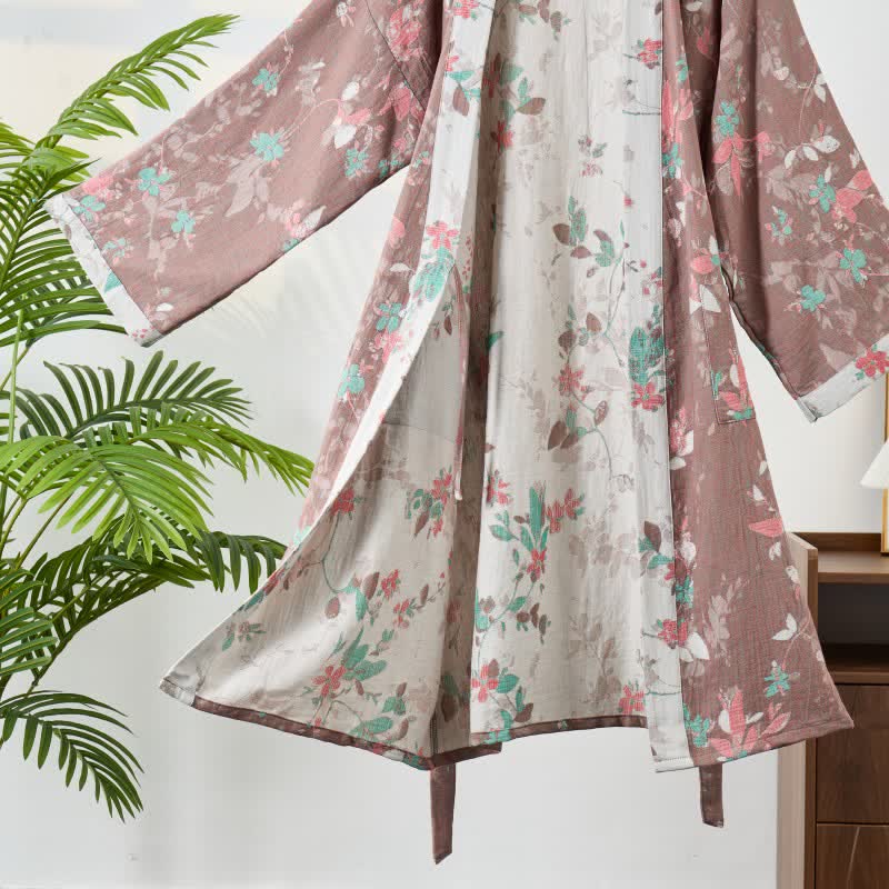 Kimono-Bademantel aus Baumwollgaze mit Vintage-Blumenmuster - image 3