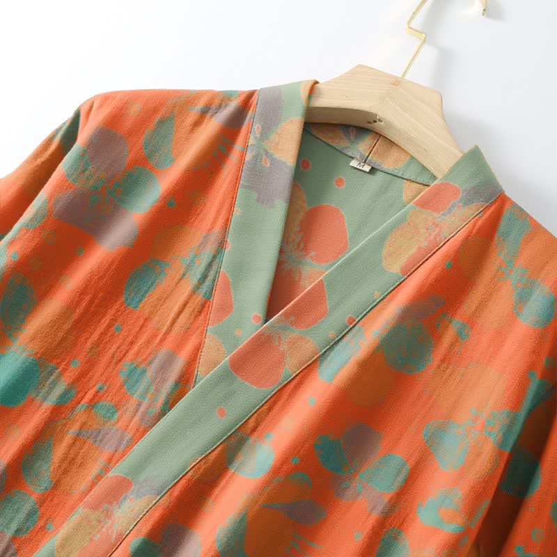 Kimono-Bademantel aus künstlerisch geblümtem Baumwollgaze - image 4