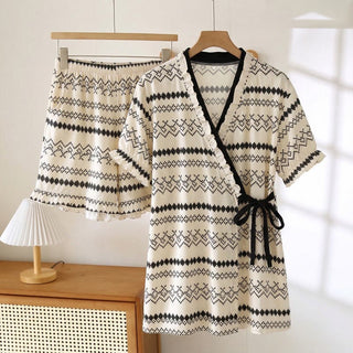 Pyjama-Set mit Rüschenärmeln und Boho-Muster - Schwarz - 3XL - image 0