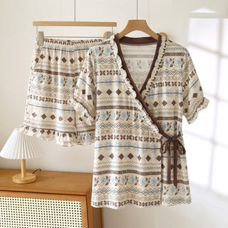Pyjama-Set mit geometrischem Muster und floralen Rüschenärmeln - Grün - 3XL - image 0