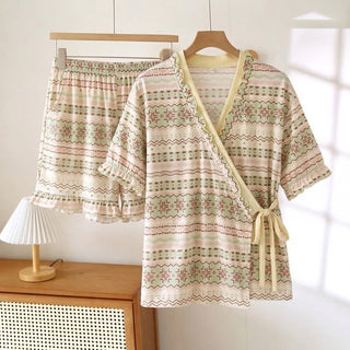 Pyjama-Set mit geometrischem Muster und Rüschenärmeln - Beige - 3XL - image 0