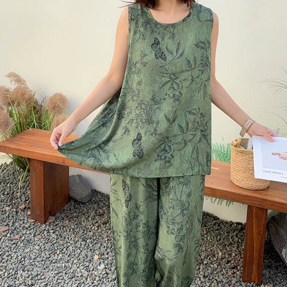 Schlafanzug mit grünem Blumenmuster und Schmetterlings-Tanktop und Hose - image 1