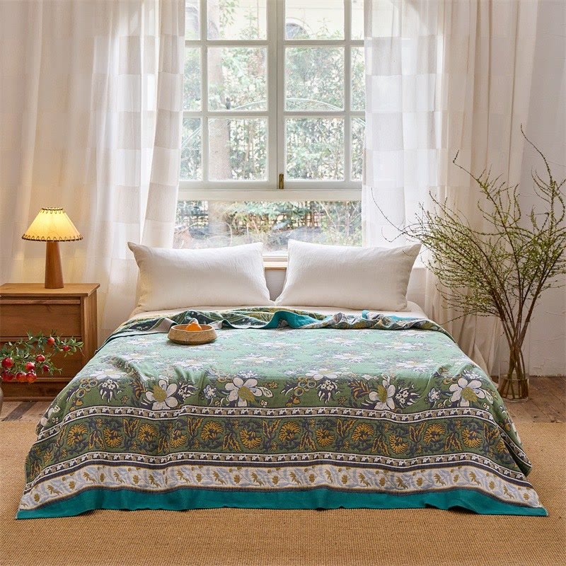 Steppdecke aus reiner Baumwolle mit Wildblumenwiese-Motiv - image 1