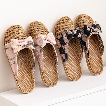 Vintage-Hausschuhe aus Rattan mit floralem Muster - image 0