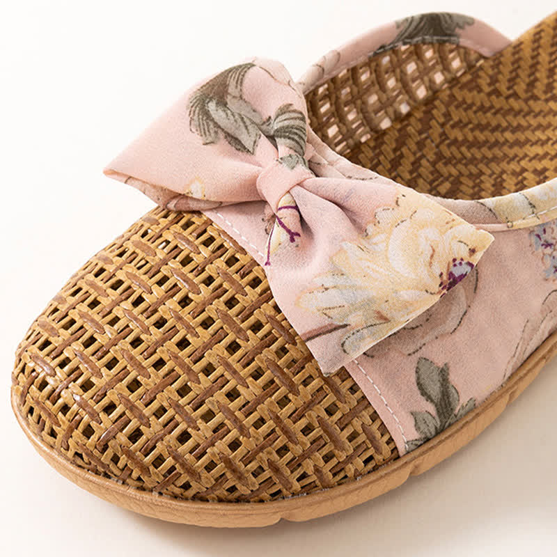Vintage-Hausschuhe aus Rattan mit floralem Muster - image 9