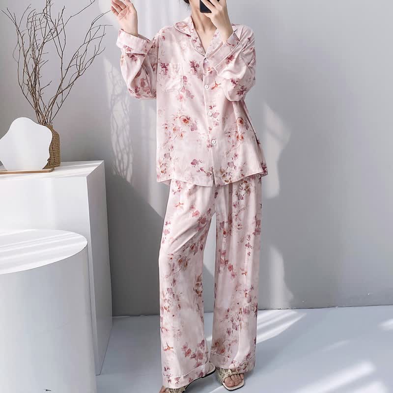 Rosa Pyjama-Set mit Blumenmuster - image 1