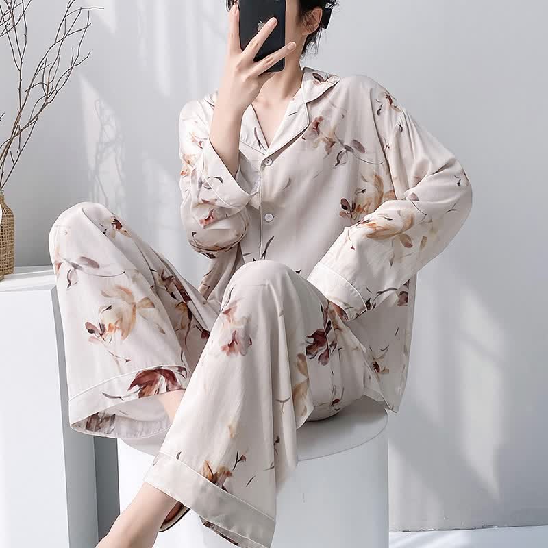 Pyjama-Set im künstlerischen Blumenstil - image 2