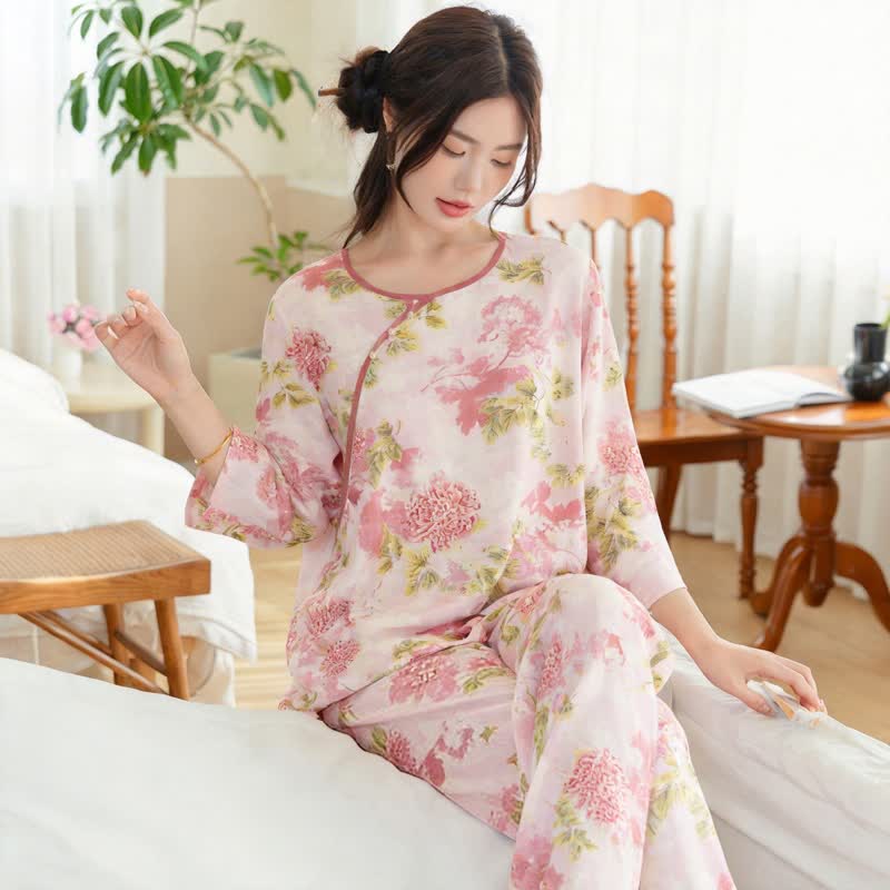 Orientalisches rosa Pyjama-Set mit Blumenmuster - image 1