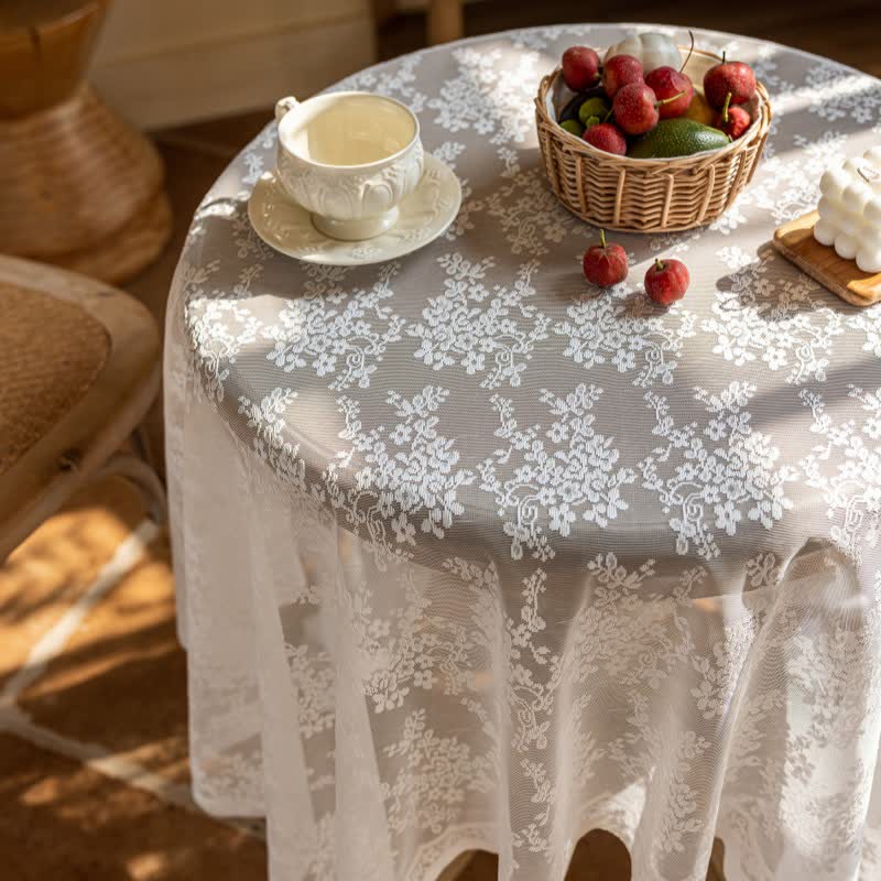 Tischdecke mit floralem Jacquard-Spitzenmuster und Muschelkante - image 5