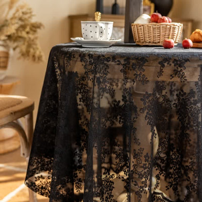 Tischdecke mit floralem Jacquard-Spitzenmuster und Muschelkante - image 15