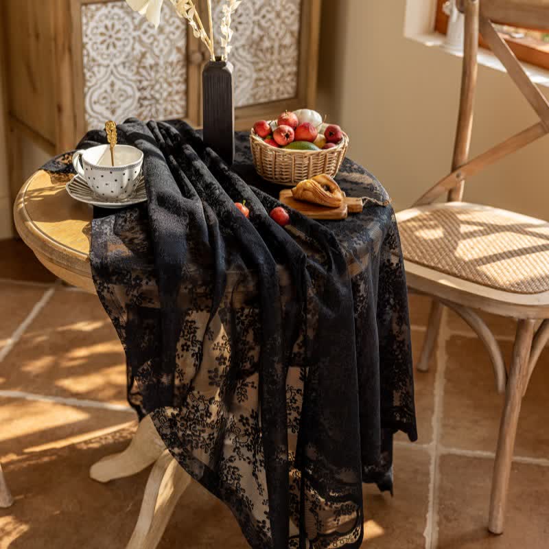 Tischdecke mit floralem Jacquard-Spitzenmuster und Muschelkante - image 14