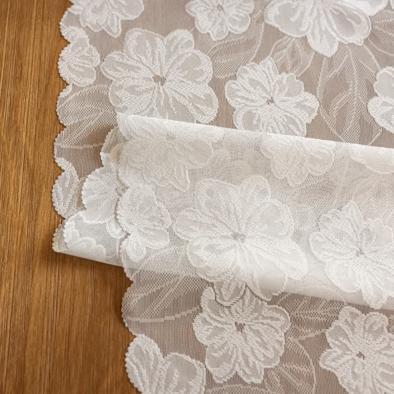 Tischläufer aus Kamelien-Jacquard-Spitze - image 7