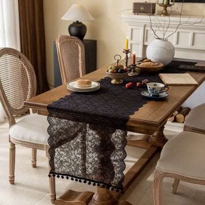 Eleganter Tischläufer mit floraler Spitze und Quasten - Schwarz - 45 cm x 300 cm - image 4