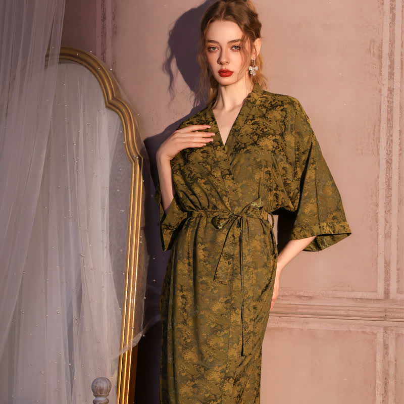 Künstlerisch inspirierter Jacquard-Bademantel mit 3/4-Ärmeln - Olivgrün - Übergröße - image 0