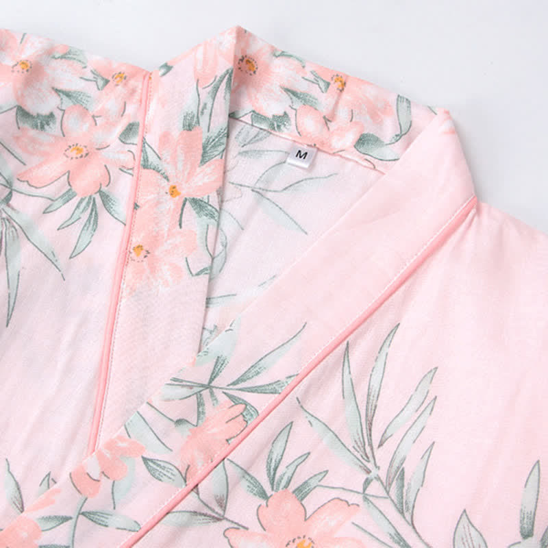 Kimono-Bademantel aus rosa Baumwollgaze mit Blumenmuster - image 3