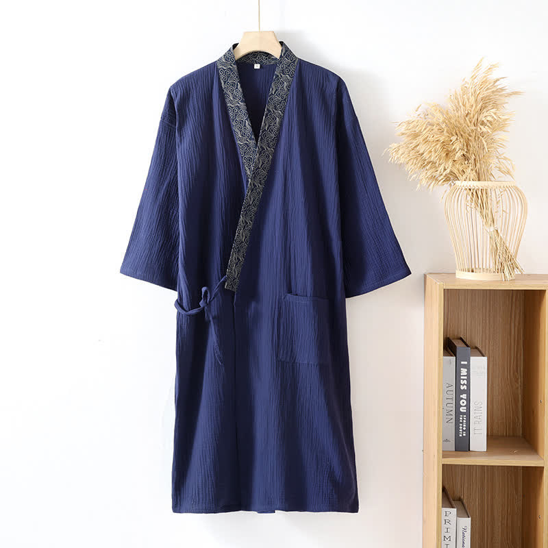 Klassischer Bademantel aus Baumwollgaze mit Zierborte - Marineblau - XL - image 11