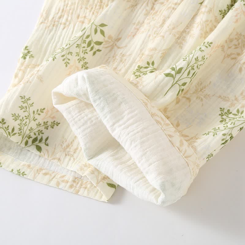 Pyjama-Set aus Baumwollgaze mit botanischem Blattmotiv - image 2