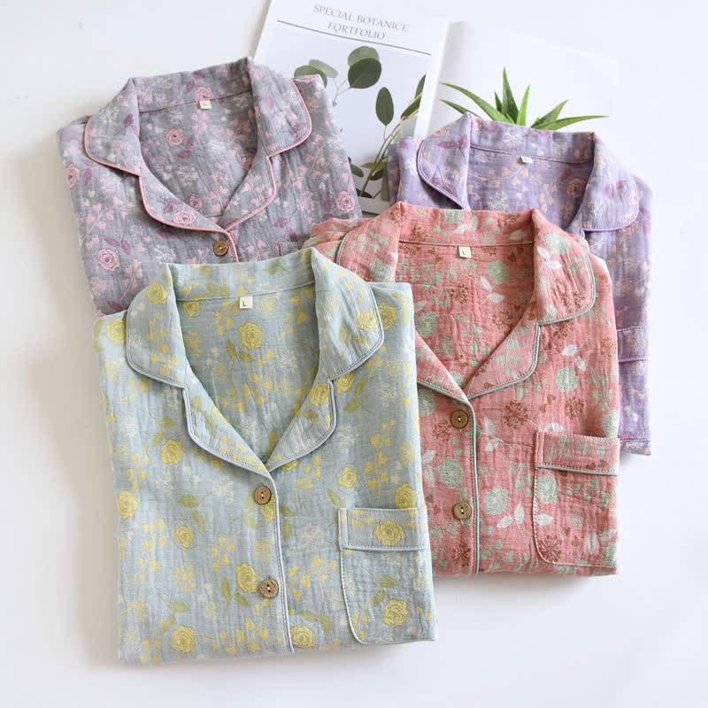 Pyjama-Set aus Baumwolle im Vintage-Stil mit Rosenjacquardmuster - image 2