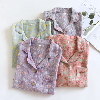 Pyjama-Set aus Baumwolle im Vintage-Stil mit Rosenjacquardmuster - image 1