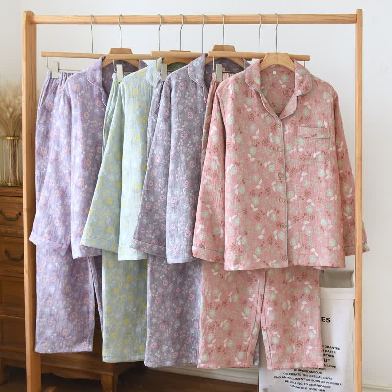 Pyjama-Set aus Baumwolle im Vintage-Stil mit Rosenjacquardmuster - image 0