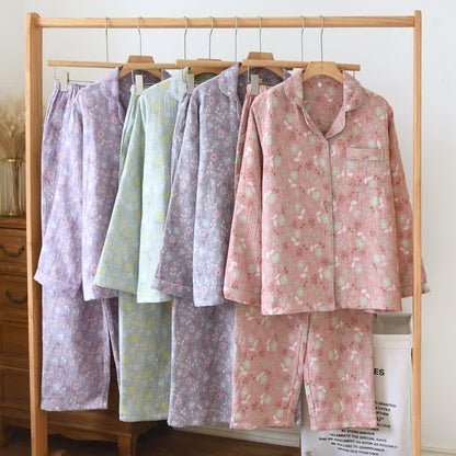 Pyjama-Set aus Baumwolle im Vintage-Stil mit Rosenjacquardmuster - image 0