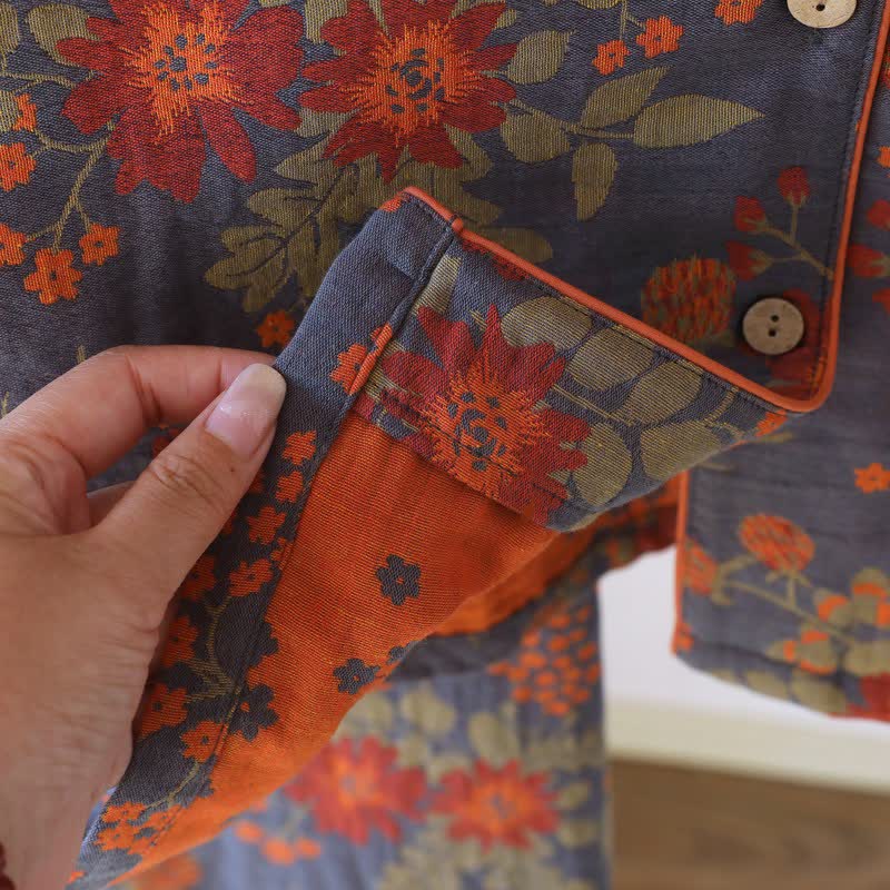 Vintage-inspirierter Pyjama aus Baumwollgaze mit Blumenmuster - image 9