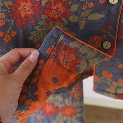 Vintage-inspirierter Pyjama aus Baumwollgaze mit Blumenmuster - image 9