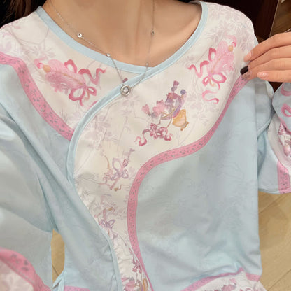 Hellblauer Pyjama im Vintage-Stil mit Blumenmuster - image 6