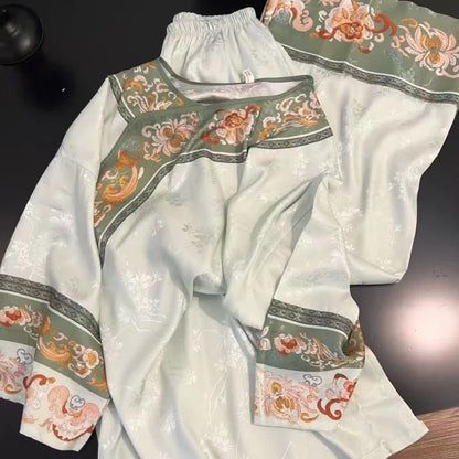 Hellgrünes Vintage-Pyjama-Set mit Blumenmuster - image 1